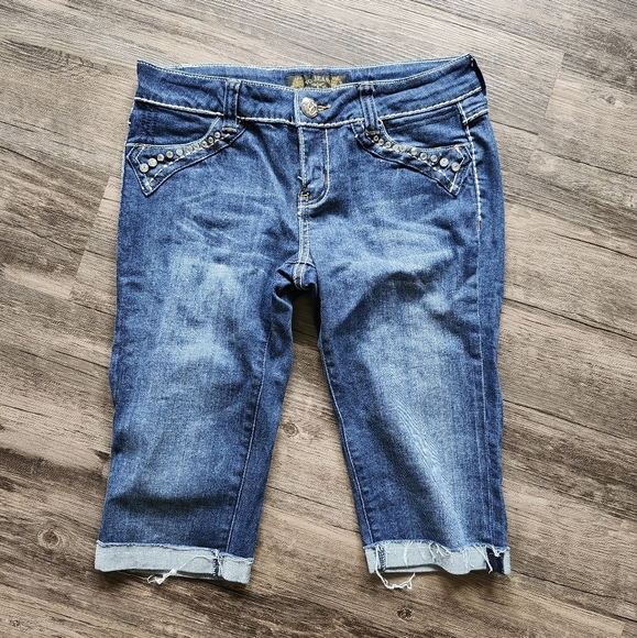 VO Jeans Diamond Studded Bermuda Shorts - Picture 4 of 5